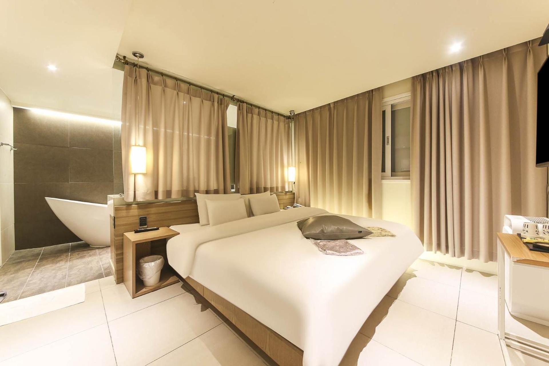 Hotel Yaja Sasang Terminal ปูซาน ภายนอก รูปภาพ