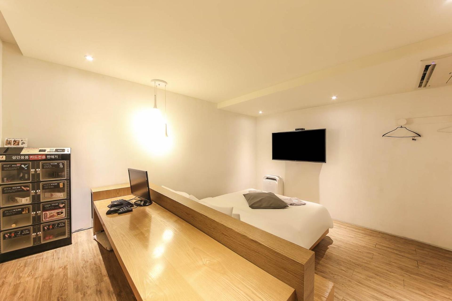 Hotel Yaja Sasang Terminal ปูซาน ภายนอก รูปภาพ